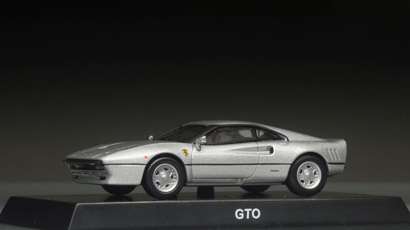 Illustration for article titled Ferrari Friday: Kyosho Ferrari 288 GTO